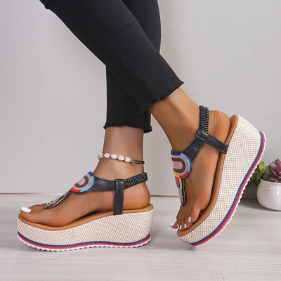 sandales compensées noires femme